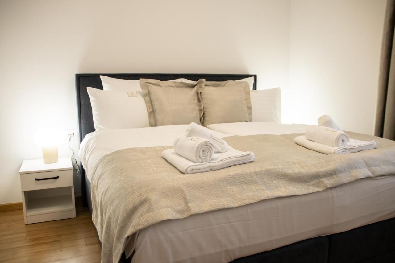 Hugo Apartments Загреб Екстериор снимка