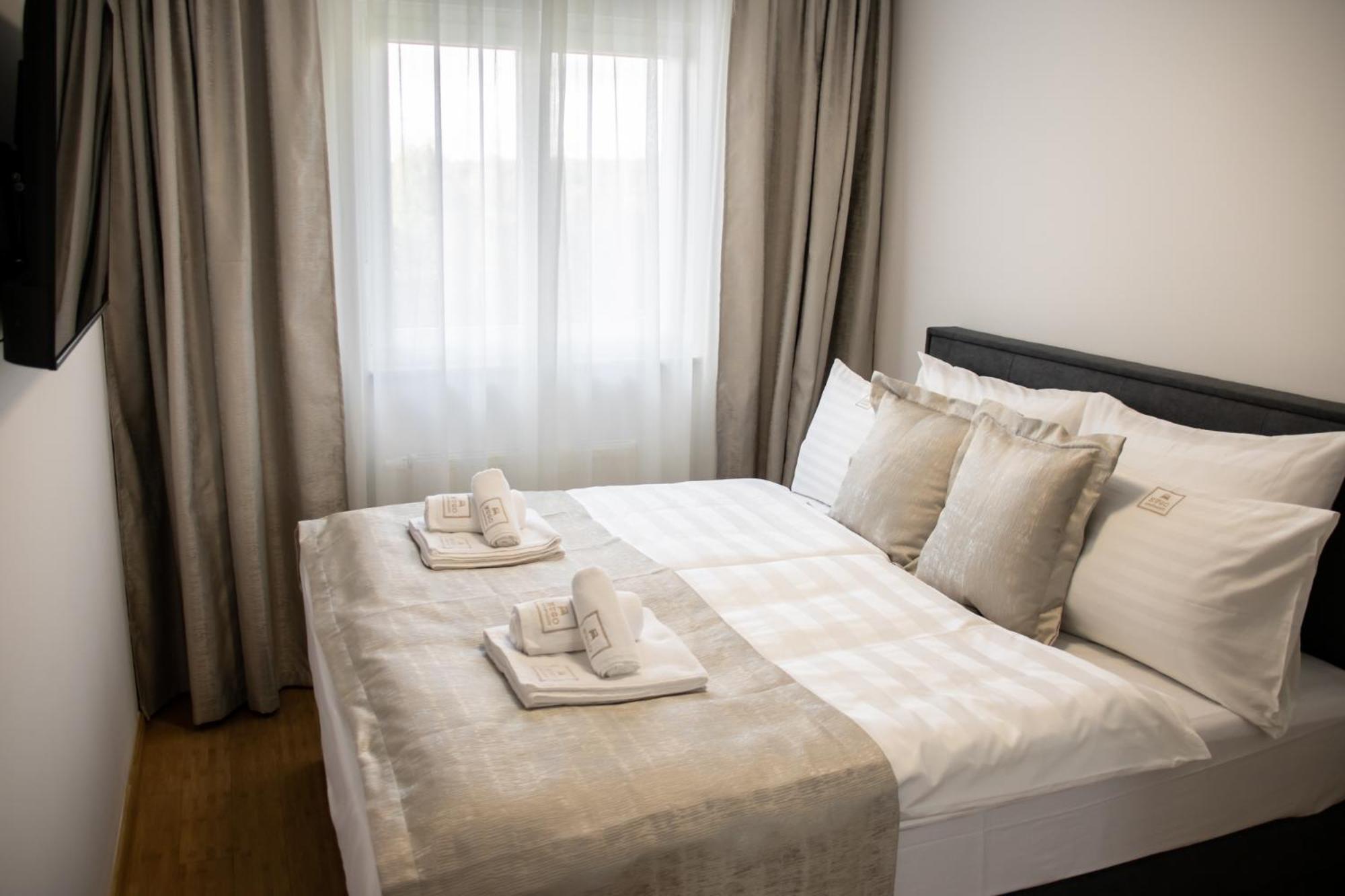 Hugo Apartments Загреб Екстериор снимка