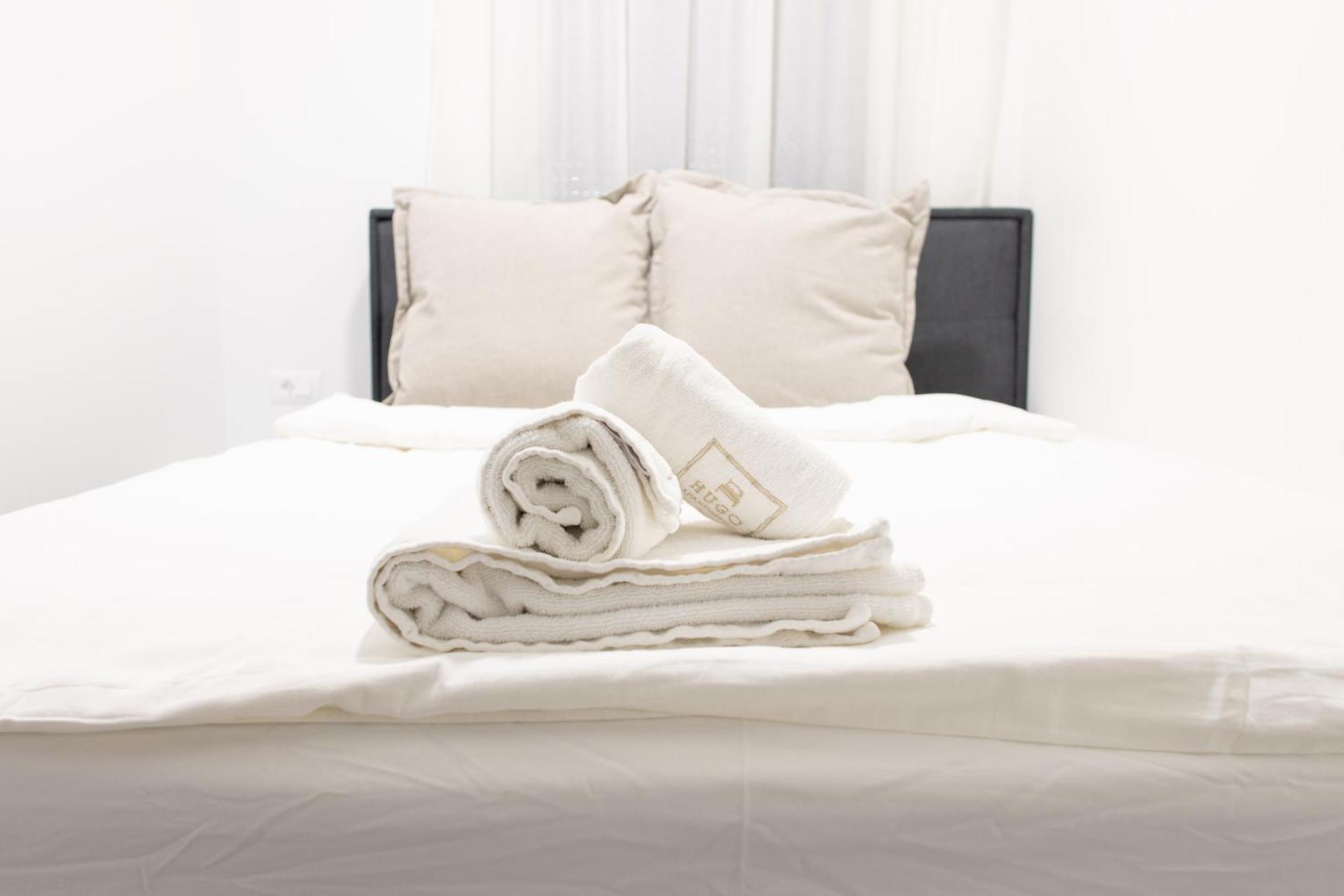 Hugo Apartments Загреб Екстериор снимка