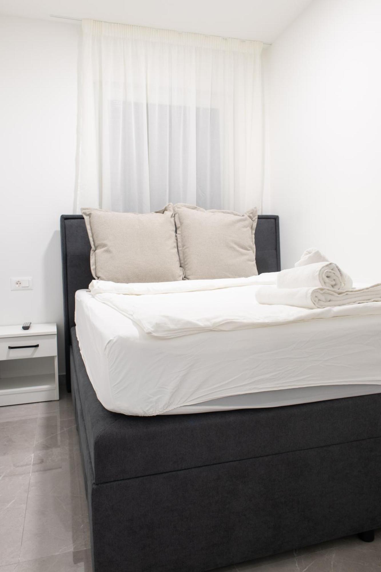 Hugo Apartments Загреб Екстериор снимка