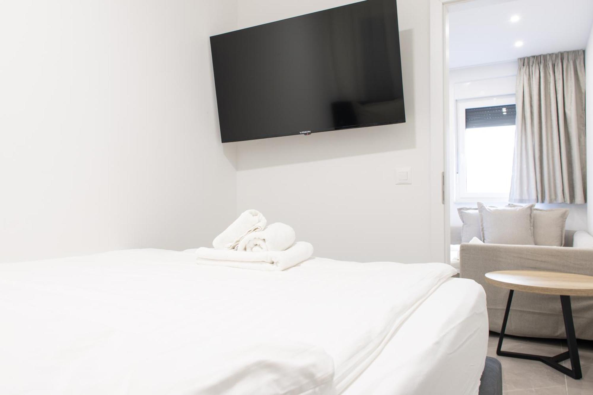 Hugo Apartments Загреб Екстериор снимка