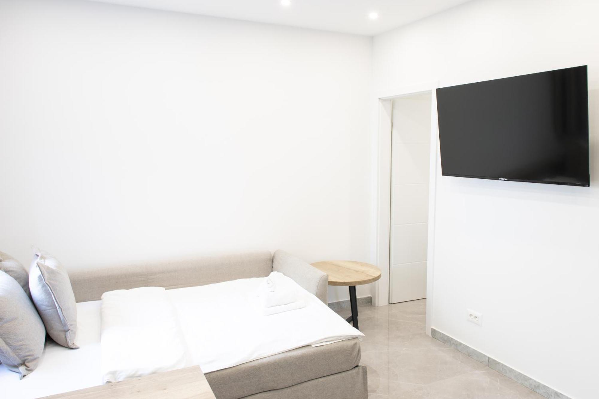 Hugo Apartments Загреб Екстериор снимка